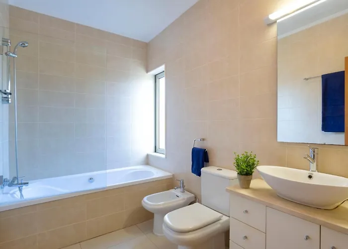 Almond Tree By Interhome 珀彻斯