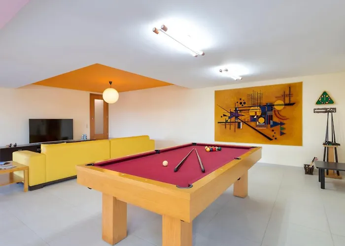 Almond Tree By Interhome 珀彻斯